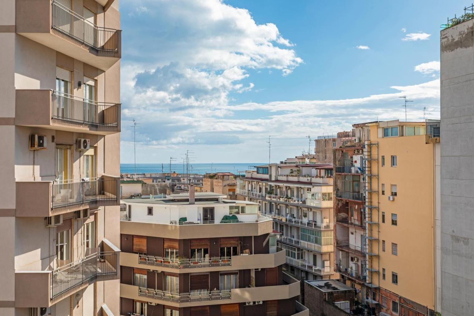 Nicola House Apartment Catania Bagian luar foto