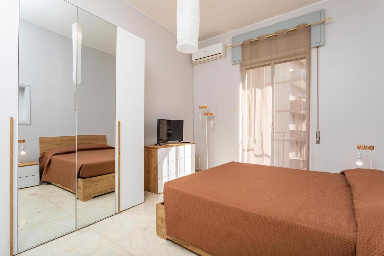 Nicola House Apartment Catania Bagian luar foto